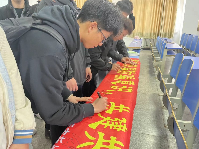 a7bc3ba3230852f93bb14779a68611c(1)