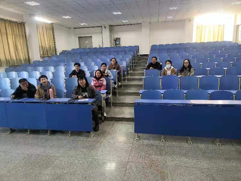 17、马克思主义学院《马克思主义基本原理》课程组召开教师座谈会
