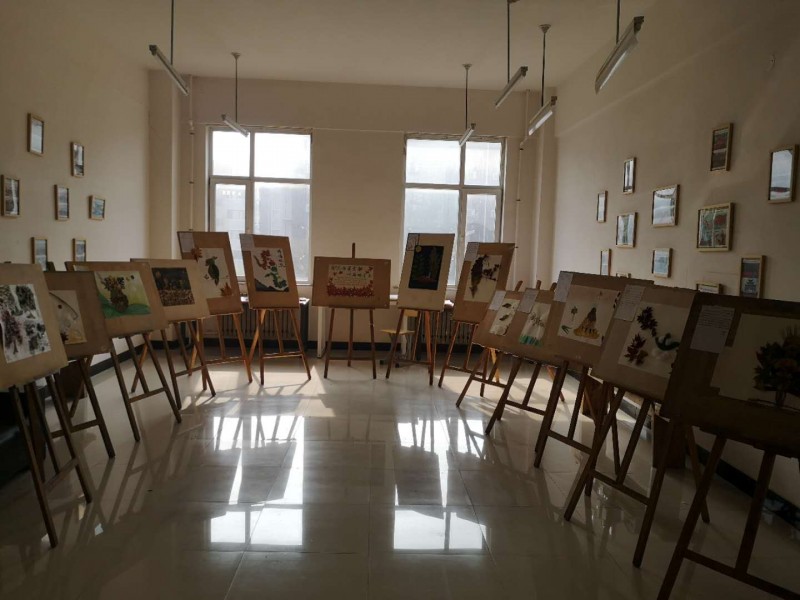 建筑与规划学院开展“落木非萧肃，叶落暗香来”树叶画主题活动