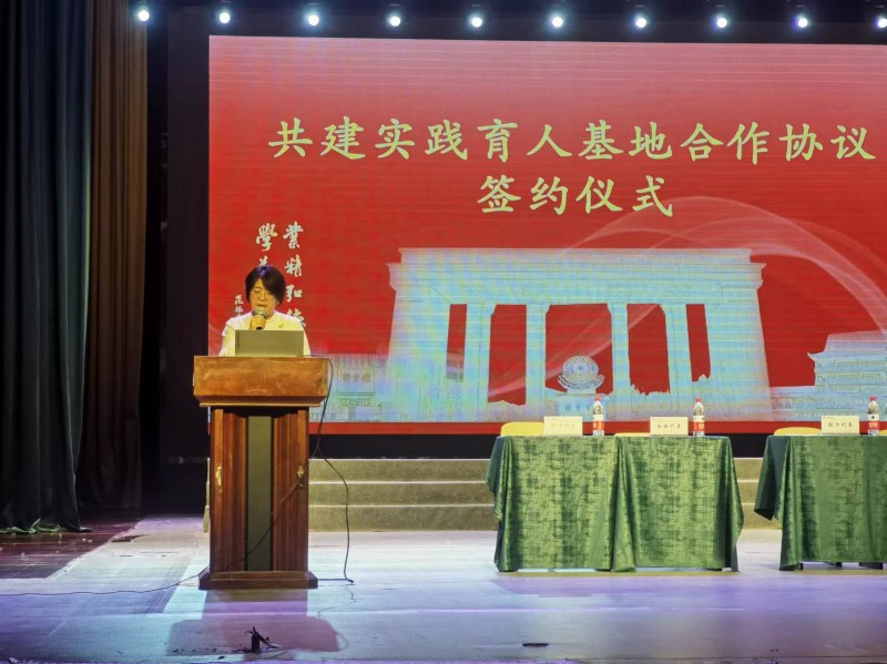 建筑与规划学院成功举办2024年春季学期实习就业双选会 (1)