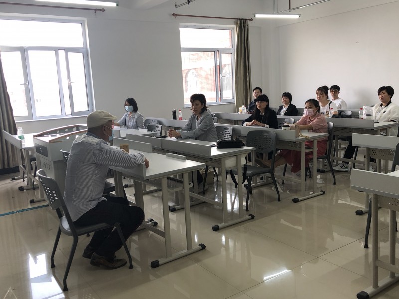 4、设计与艺术系召开2021届本科毕业生答辩工作总结会 (2)